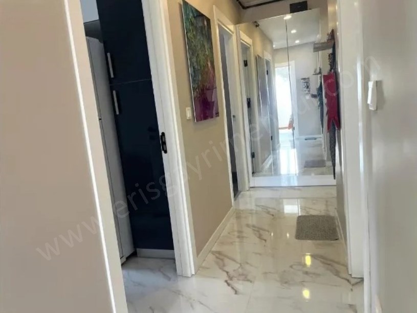 İSTANBUL KADIKÖY 2 YAŞINDA BİNADA GÜVENLİKLİ, OYUN PARKLI 3+1