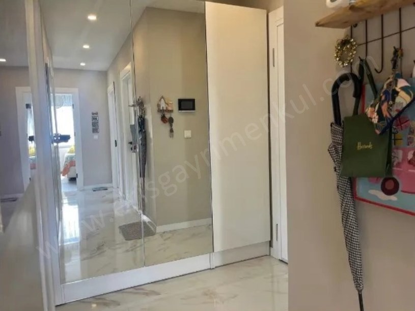 İSTANBUL KADIKÖY 2 YAŞINDA BİNADA GÜVENLİKLİ, OYUN PARKLI 3+1