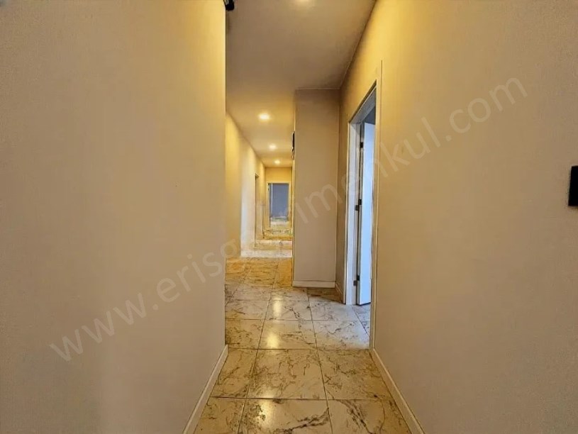 BOSTANCI MERKEZDE SIFIR AÇIK KAPALI OTOPARKLI BALKON EBEVEYN BANYO 115 M2 3+1 DAİRE
