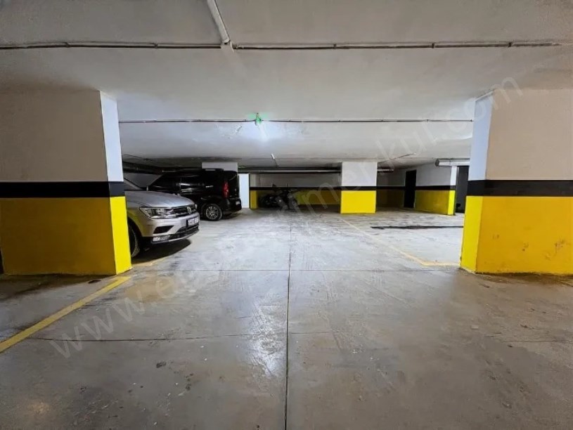 BOSTANCI MERKEZDE SIFIR AÇIK KAPALI OTOPARKLI BALKON EBEVEYN BANYO 115 M2 3+1 DAİRE