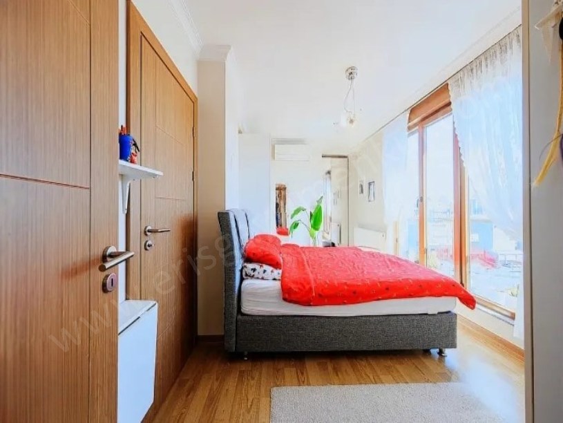 İSTANBUL KADIKÖY KOZYATAĞI MUHTEŞEM KONUM BUTİK BİNA SATILIK 2+1 DAİRE