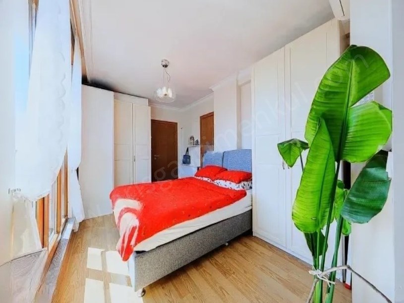 İSTANBUL KADIKÖY KOZYATAĞI MUHTEŞEM KONUM BUTİK BİNA SATILIK 2+1 DAİRE