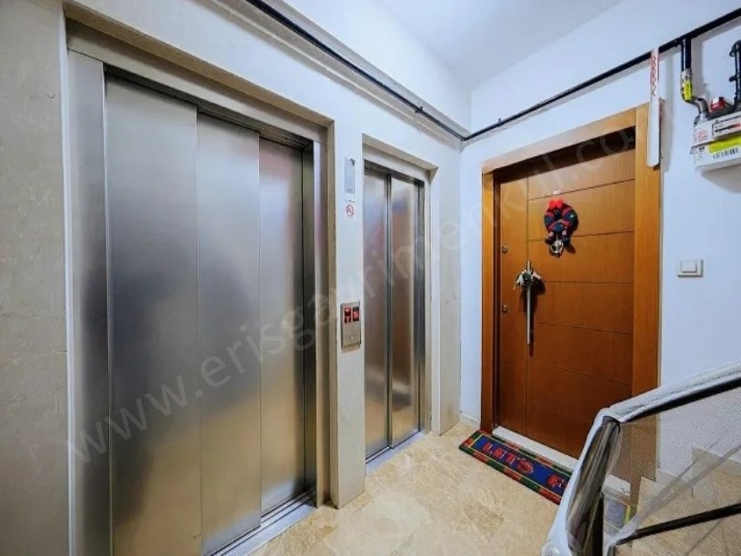 İSTANBUL KADIKÖY KOZYATAĞI MUHTEŞEM KONUM BUTİK BİNA SATILIK 2+1 DAİRE