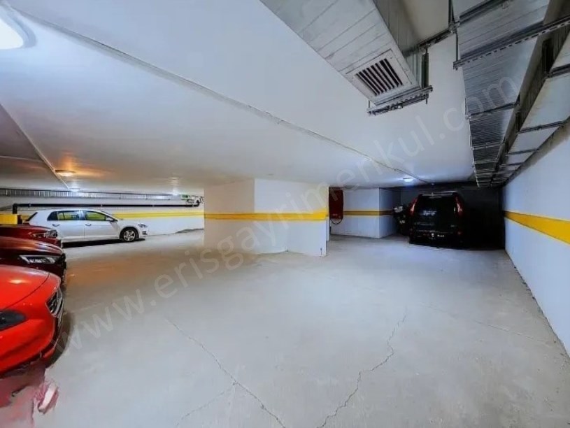 İSTANBUL KADIKÖY KOZYATAĞI MUHTEŞEM KONUM BUTİK BİNA SATILIK 2+1 DAİRE