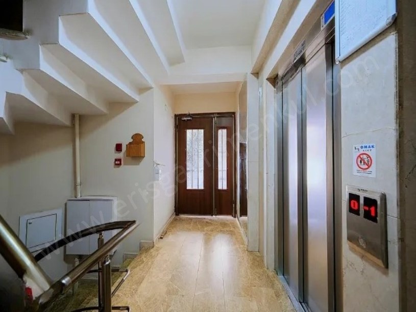 İSTANBUL KADIKÖY KOZYATAĞI MUHTEŞEM KONUM BUTİK BİNA SATILIK 2+1 DAİRE