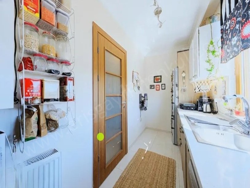 İSTANBUL KADIKÖY KOZYATAĞI MUHTEŞEM KONUM BUTİK BİNA SATILIK 2+1 DAİRE
