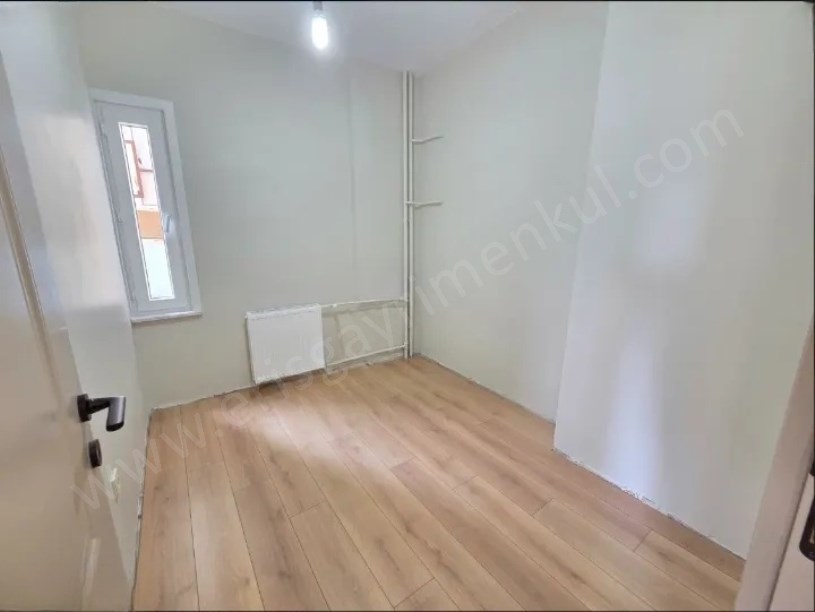 İSTANBUL KADIKÖY Bostancıda Mimari Dekorasyonlu 100 m² Net 3+1