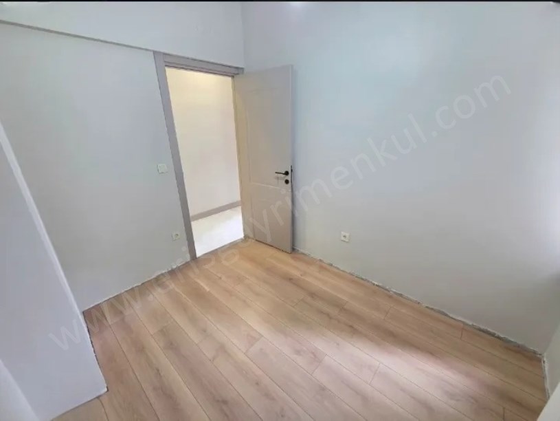İSTANBUL KADIKÖY Bostancıda Mimari Dekorasyonlu 100 m² Net 3+1