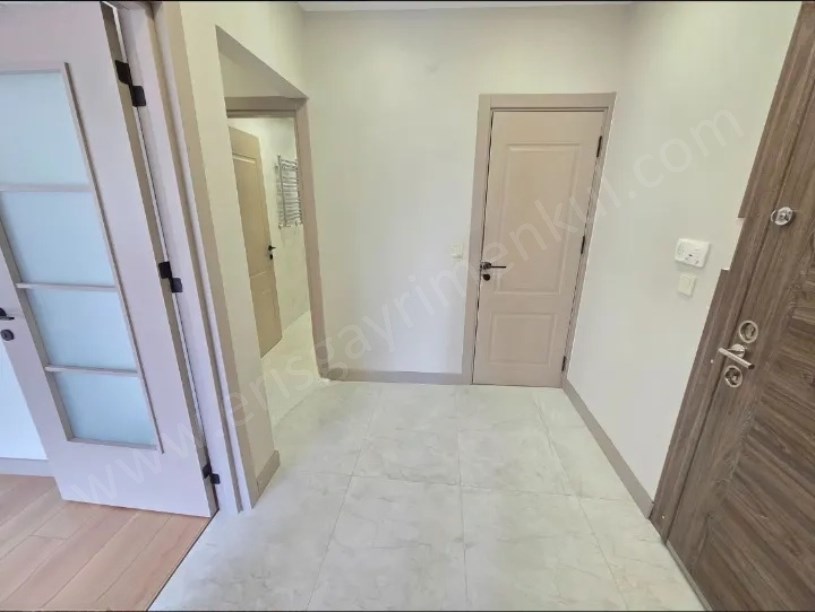 İSTANBUL KADIKÖY Bostancıda Mimari Dekorasyonlu 100 m² Net 3+1