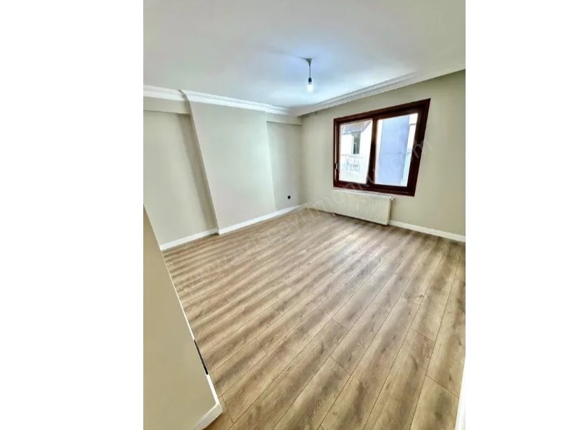 İSTANBUL KADIKÖY Caddebostanda Bağdat Caddesi Yakını, Balkonlu 3+1 Lüks Daire