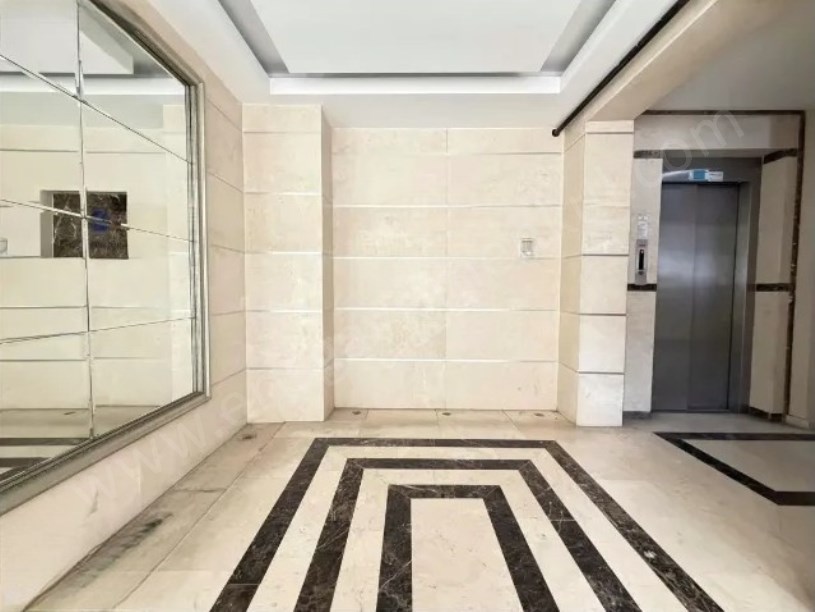 İSTANBUL KADIKÖY GÖSTEPE DE  ÖZGÜRLÜK PARKI YAKINI 85m²NET 2+1 ÖN CEHPE DAİRE