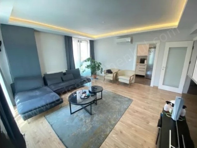 İSTANBUL KADIKÖY SELAMİÇEŞME ÖZGÜRLÜK PARKINA KOMŞU  70M²NET