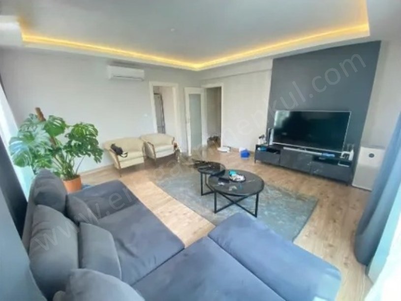 İSTANBUL KADIKÖY SELAMİÇEŞME ÖZGÜRLÜK PARKINA KOMŞU  70M²NET