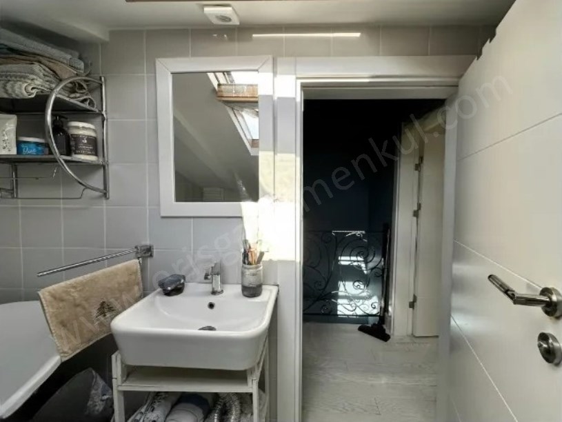 BOSTANCININ KALBİNDE 160 M2 DUBLEKSHUZUR VE LÜKS KONSEPTİYLE