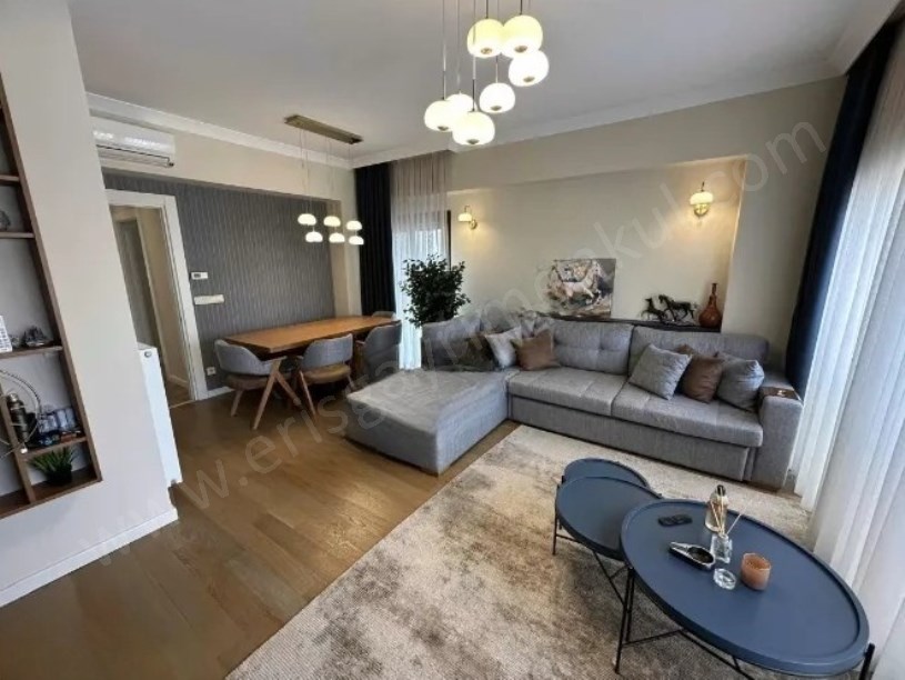 KADİKÖY 19 MAYIS MAHALLESİNDE ÇİFT WC  İSKAN MEVCUT PRESTİJLİ BİNADA 80 M2 2+1 DAİRE.