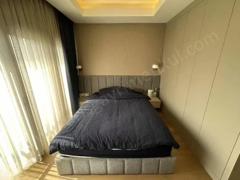 KADİKÖY 19 MAYIS MAHALLESİNDE ÇİFT WC  İSKAN MEVCUT PRESTİJLİ BİNADA 80 M2 2+1 DAİRE.