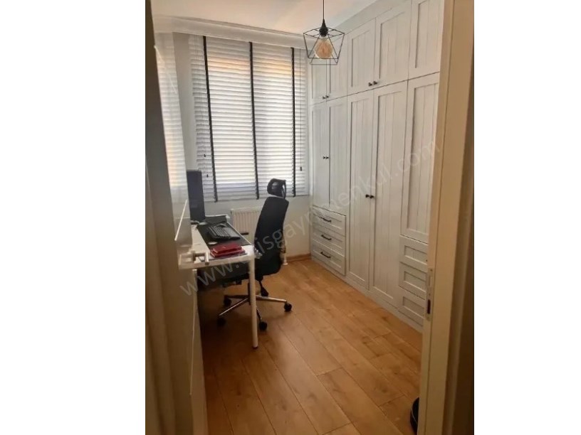Kadıköy Kozyatağında Yeni 3+1 Balkonlu Ebeveyn Banyolu Fırsat Satılık Daire