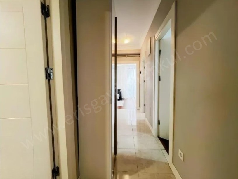 KOZYATAĞINDA 2015 YAPIMI ÇİFT BALKONLU,E.BANYOLU 95m2 2+1 DAİRE