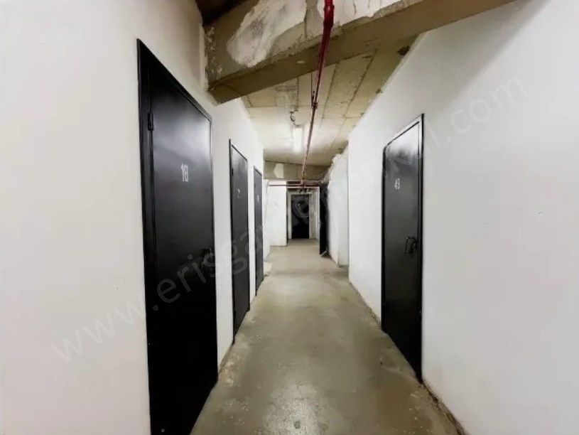 KOZYATAĞINDA 2015 YAPIMI ÇİFT BALKONLU,E.BANYOLU 95m2 2+1 DAİRE