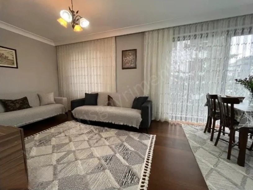 KOZYATAĞINDA 2015 YAPIMI ÇİFT BALKONLU,E.BANYOLU 95m2 2+1 DAİRE