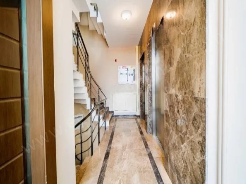 BOSTANCI MARMARAYA YAKIN MERKEZİ KONUMDA GENİŞ BALKON EBEVEYN BANYOLU 3+1 SATILIK DAİRE