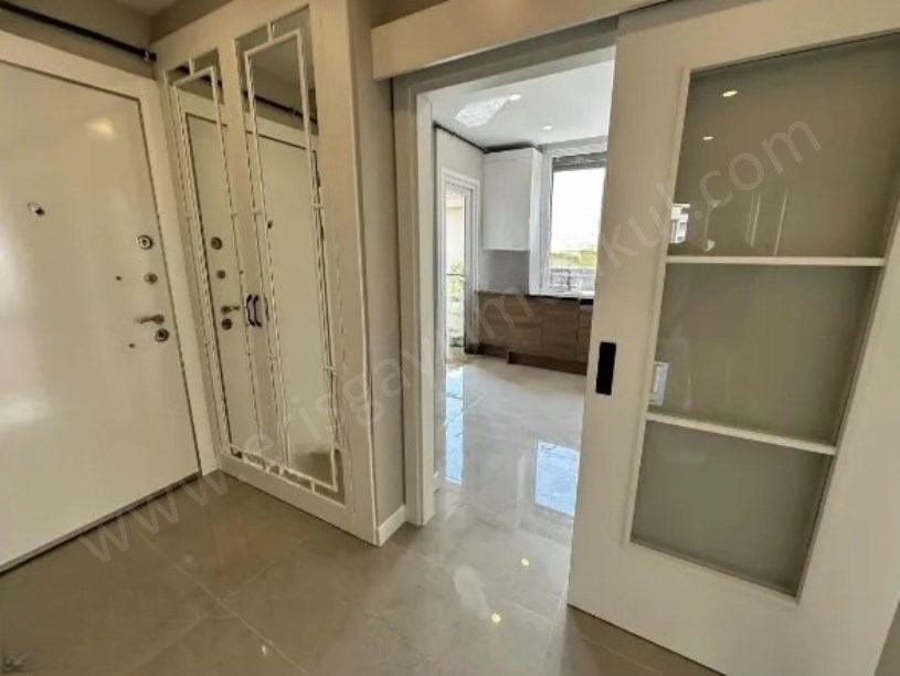 KADIKÖY SUADİYE 3+1+2BANYO+BALKON+7YILLIK METRO TREN BAĞDAT SAHİL YAKIN