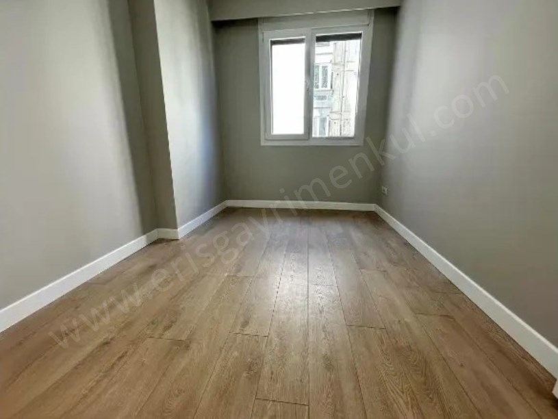 KADIKÖY SUADİYE 3+1+2BANYO+BALKON+7YILLIK METRO TREN BAĞDAT SAHİL YAKIN