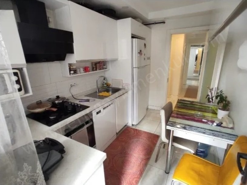 Şenesenevlerde Metro Yakını, 4 Yaş, 120m², 3+1 Ebeveyn ve  Balkonlu Lüks Daire