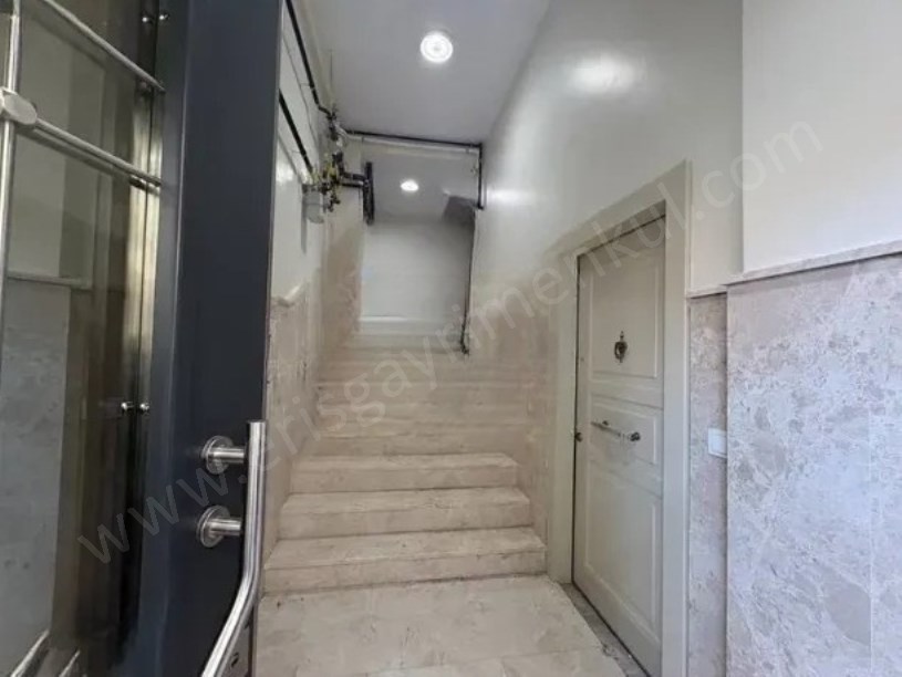 KADIKÖY KOZYATAĞINDA 2+1 75 M2 BALKONLU BOŞ  SIFIR DAİRE
