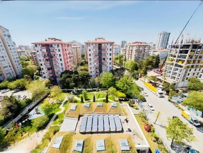 19 MAYIS MAH.DE 2026 YAPIMI KAPANMAZ MANZARALI 90 M2 NET 3+1 E.BANYOLU DAİRE