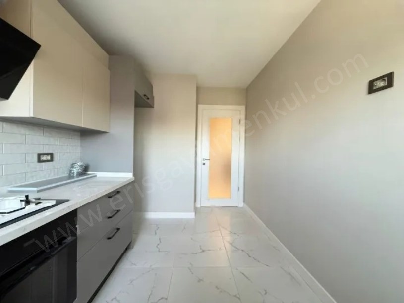 19 MAYIS MAH.DE 2026 YAPIMI KAPANMAZ MANZARALI 90 M2 NET 3+1 E.BANYOLU DAİRE