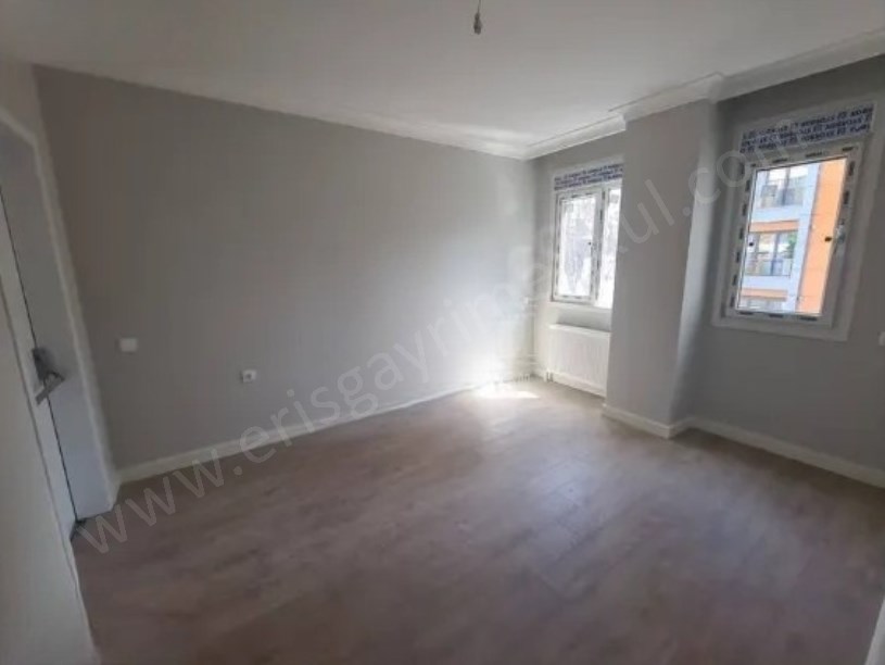 Kadıköy Suadiye de Balkonlu Sıfır Binada Geniş 3+1 Satılık Daire