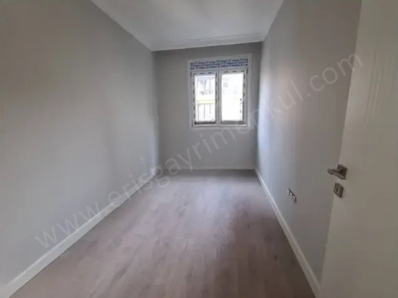 Kadıköy Suadiye de Balkonlu Sıfır Binada Geniş 3+1 Satılık Daire