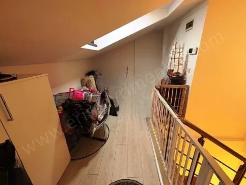 Bostancı Şenesenevler Metro Yakını Teraslı Balkonlu DubleksDaire
