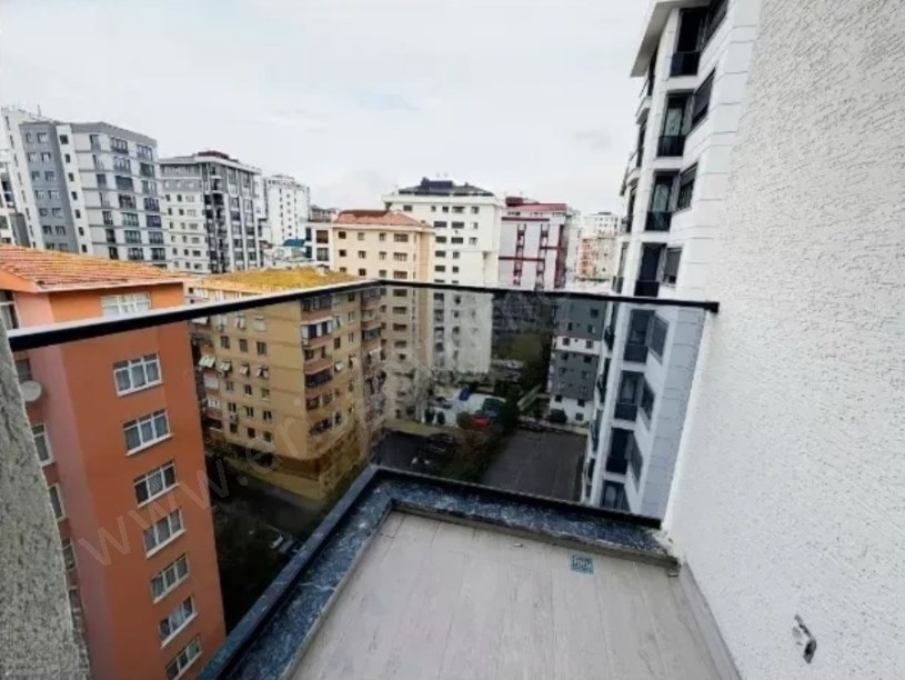Kadıköy Bostancı Sıfır Balkonlu  Deniz Görür  Sıfır 2+1 ultra lüks daire.