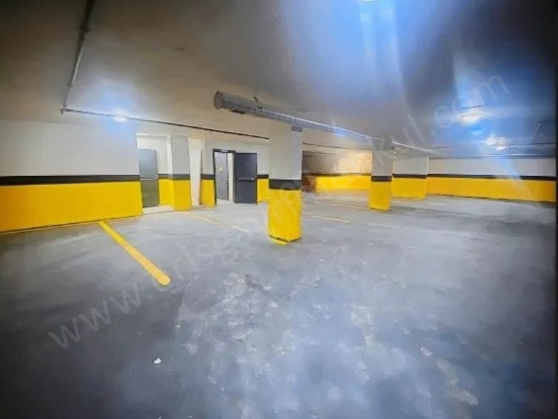 BAĞDAT CADDESİNE YAKIN SIFIR BOŞ GÜNEY KOMBİ 80 M2 2+1