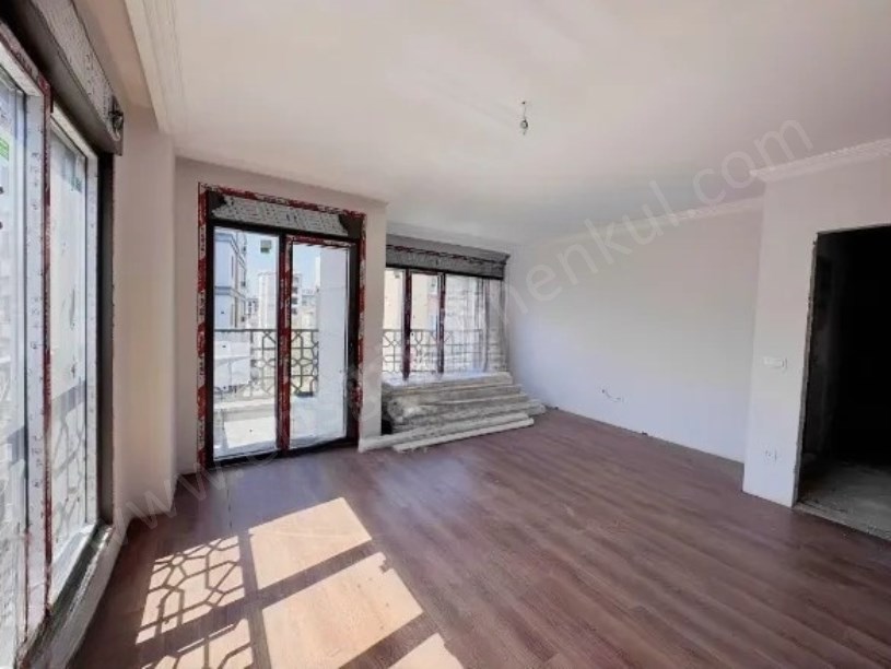 Kadıköy Sahrayıceditte Atatürk Cd Yakın Sıfır Balkonlu 125m2 6. Kat 3+1