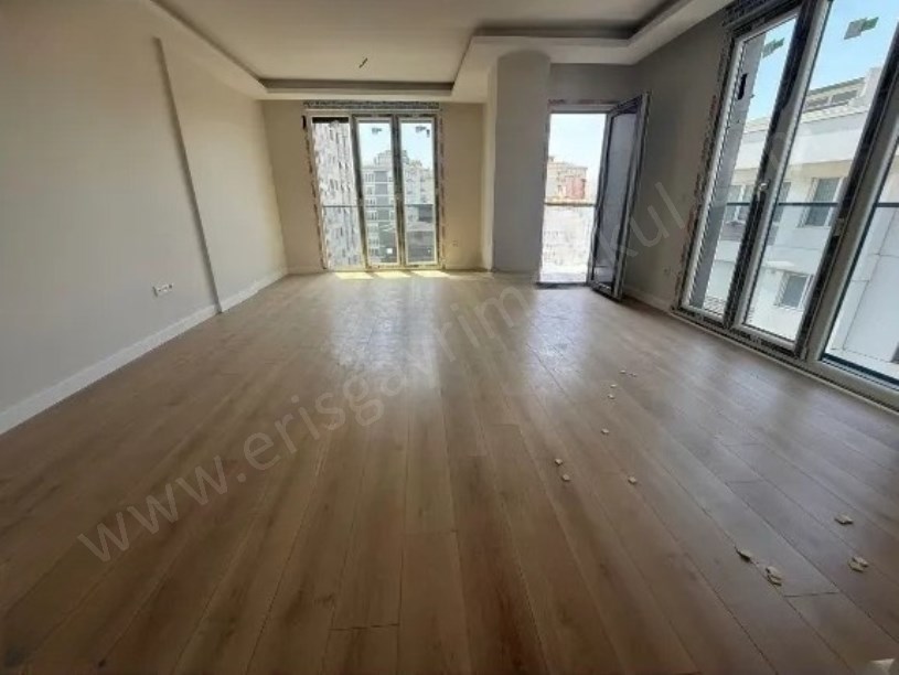 KADIKÖY GÖZTEPE DE TAPU MASRAFSIZ VERGİDEN MUAF !!!! 3+1 BALKONLU DAİRE