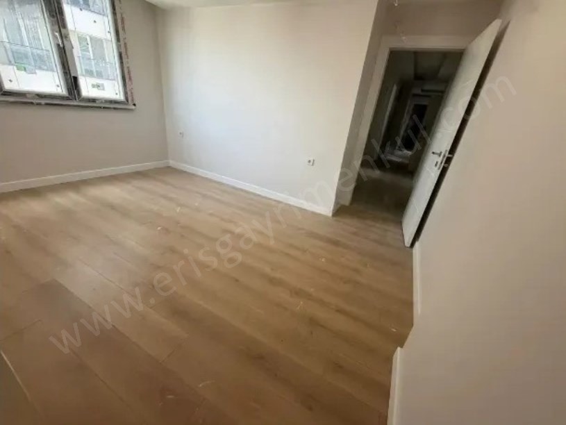 KADIKÖY GÖZTEPE DE TAPU MASRAFSIZ VERGİDEN MUAF !!!! 3+1 BALKONLU DAİRE