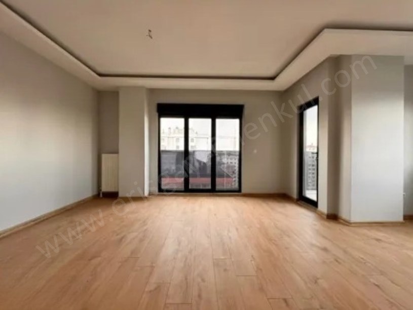 Kadıköy Kozyatağı 3+1 91m2 net çift banyo Balkon  Sıfır satılık daire