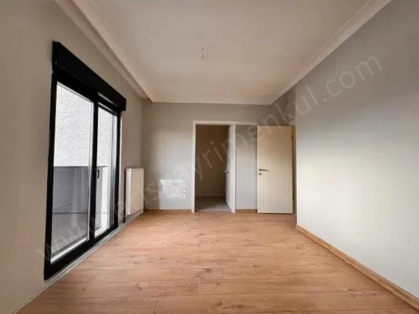 Kadıköy Kozyatağı 3+1 91m2 net çift banyo Balkon  Sıfır satılık daire