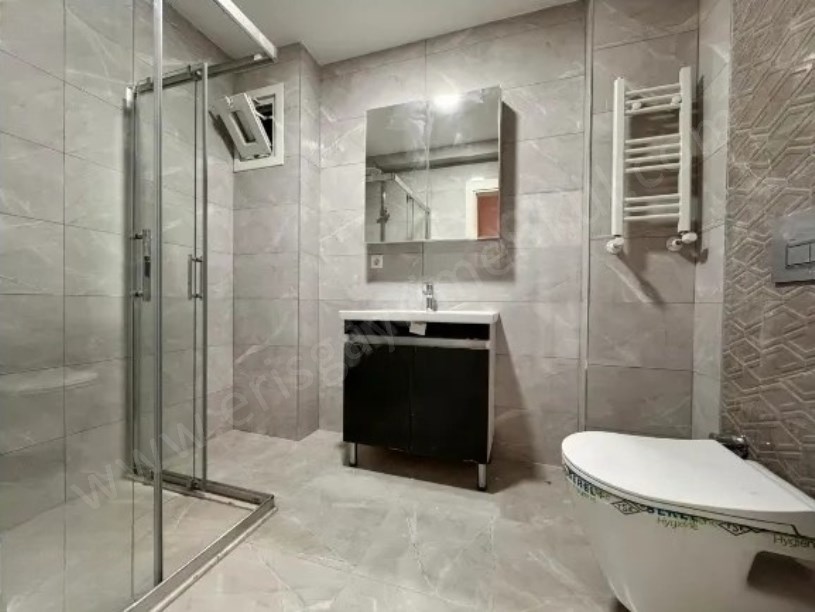 Kadıköy Kozyatağı 3+1 91m2 net çift banyo Balkon  Sıfır satılık daire