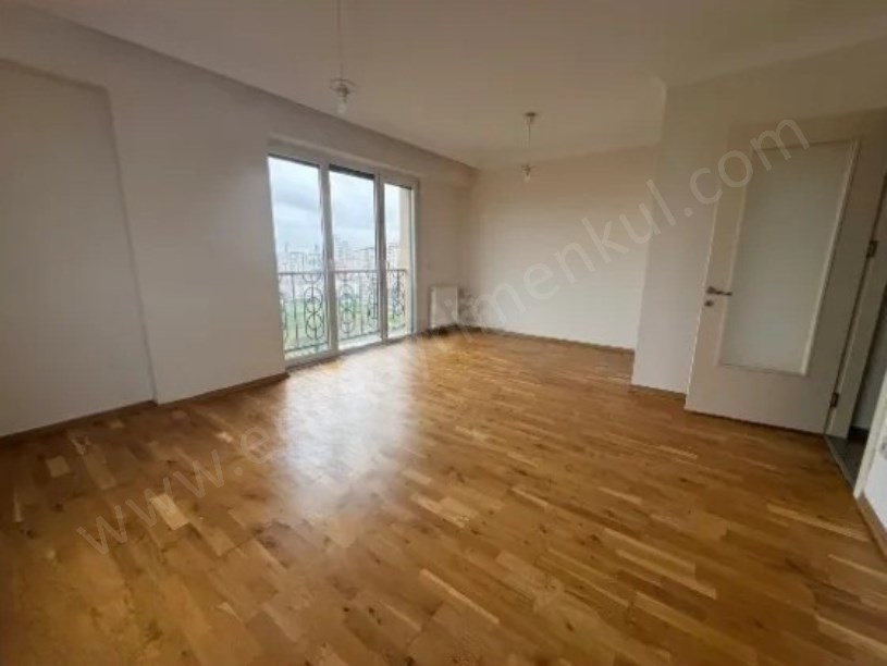 SAHRAYICEDİT ATATÜRK CADDESİNE YAKIN 2018 YAPIMI BOŞ 2+1 80m2