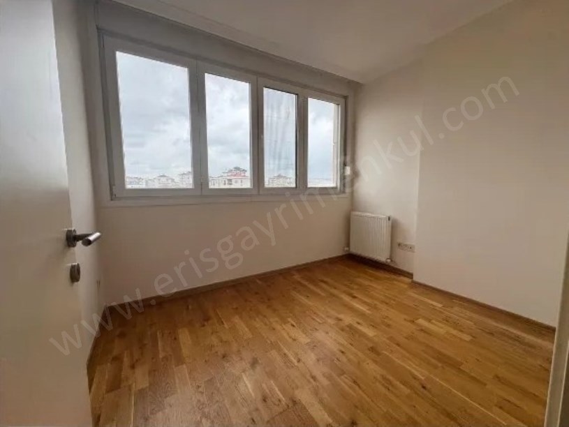 SAHRAYICEDİT ATATÜRK CADDESİNE YAKIN 2018 YAPIMI BOŞ 2+1 80m2