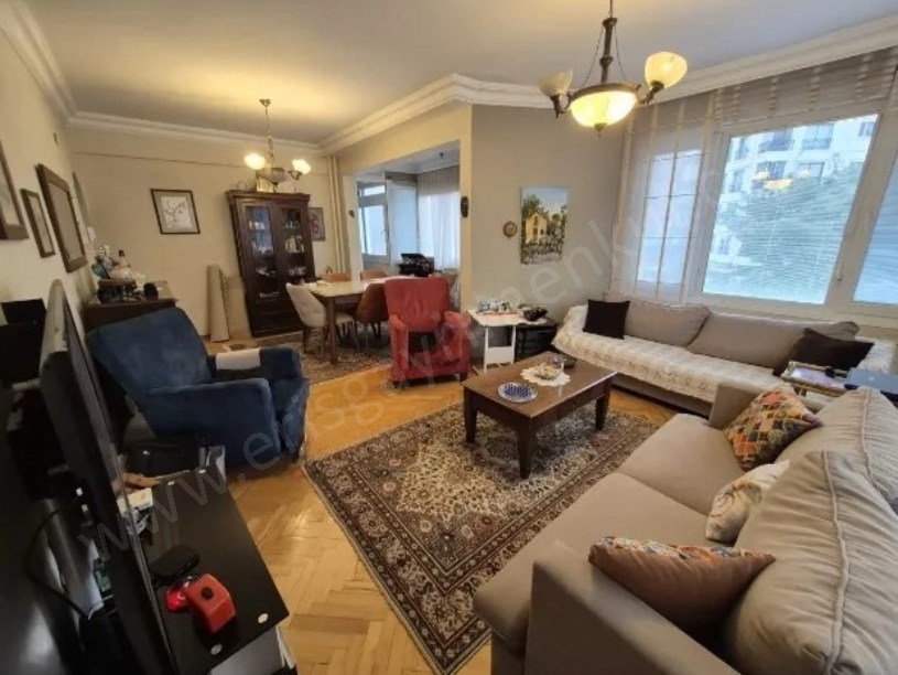 Kadıköy Sahrayıcedit Sitesi Özellikli İçi Bakımlı Satılık 3+1 Daire