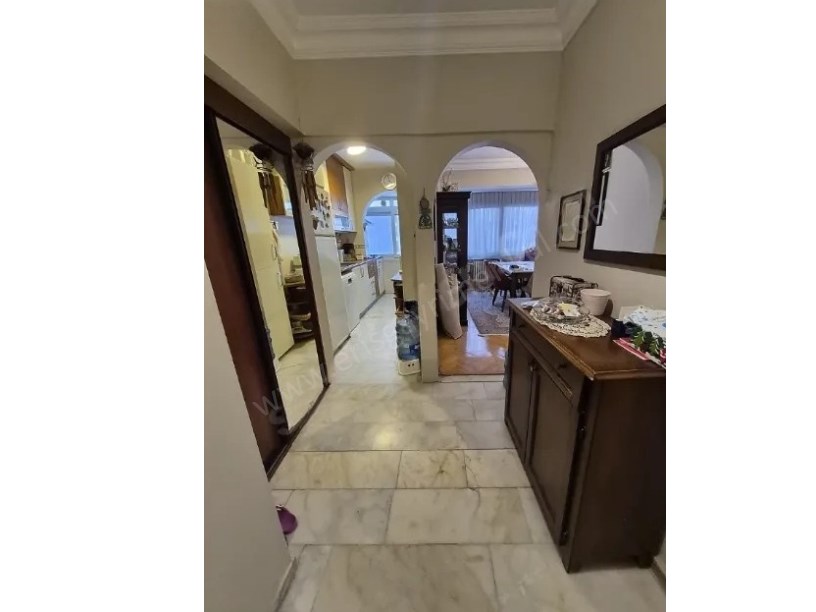 Kadıköy Sahrayıcedit Sitesi Özellikli İçi Bakımlı Satılık 3+1 Daire