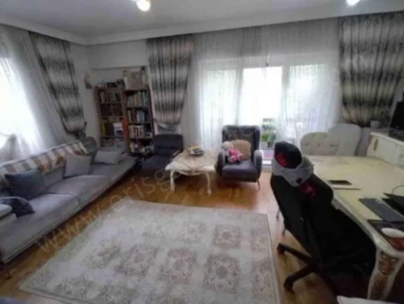 SAHRAYICEDİD ATATÜRK CADDESİNE YAKIN SATILIK 2+1 DAİRE