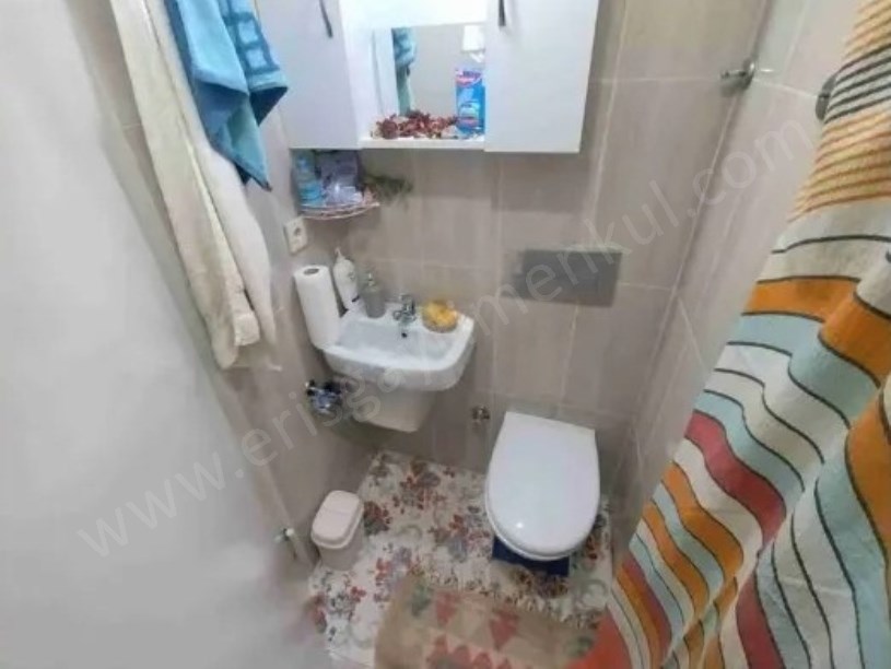 SAHRAYICEDİD ATATÜRK CADDESİNE YAKIN SATILIK 2+1 DAİRE