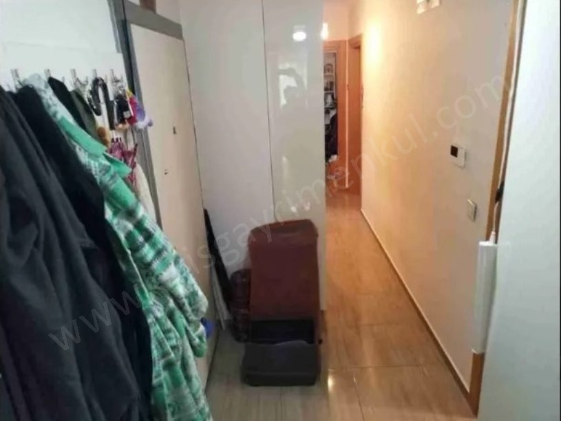 SAHRAYICEDİD ATATÜRK CADDESİNE YAKIN SATILIK 2+1 DAİRE