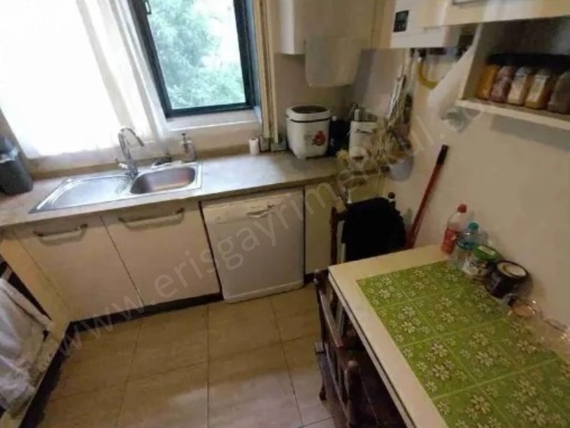 SAHRAYICEDİD ATATÜRK CADDESİNE YAKIN SATILIK 2+1 DAİRE